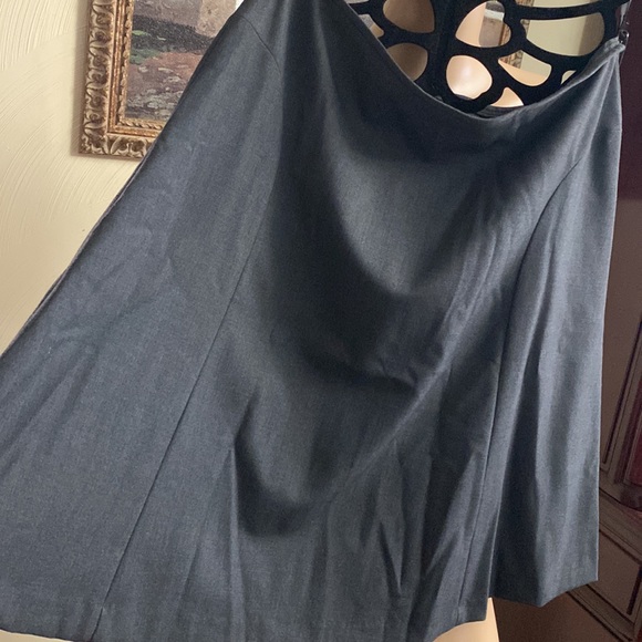 Calvin Klein Skirt (LR1) - Picture 6 of 8